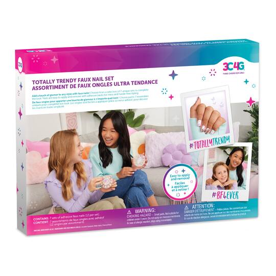 Make It Real™ 3C4G Totally Trendy Faux Nail Set